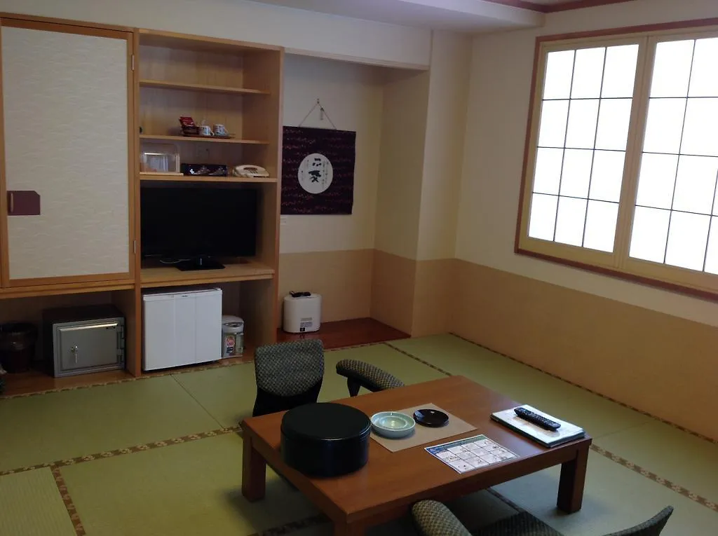 Shikishimaso Hotel Higashikawa 3*,